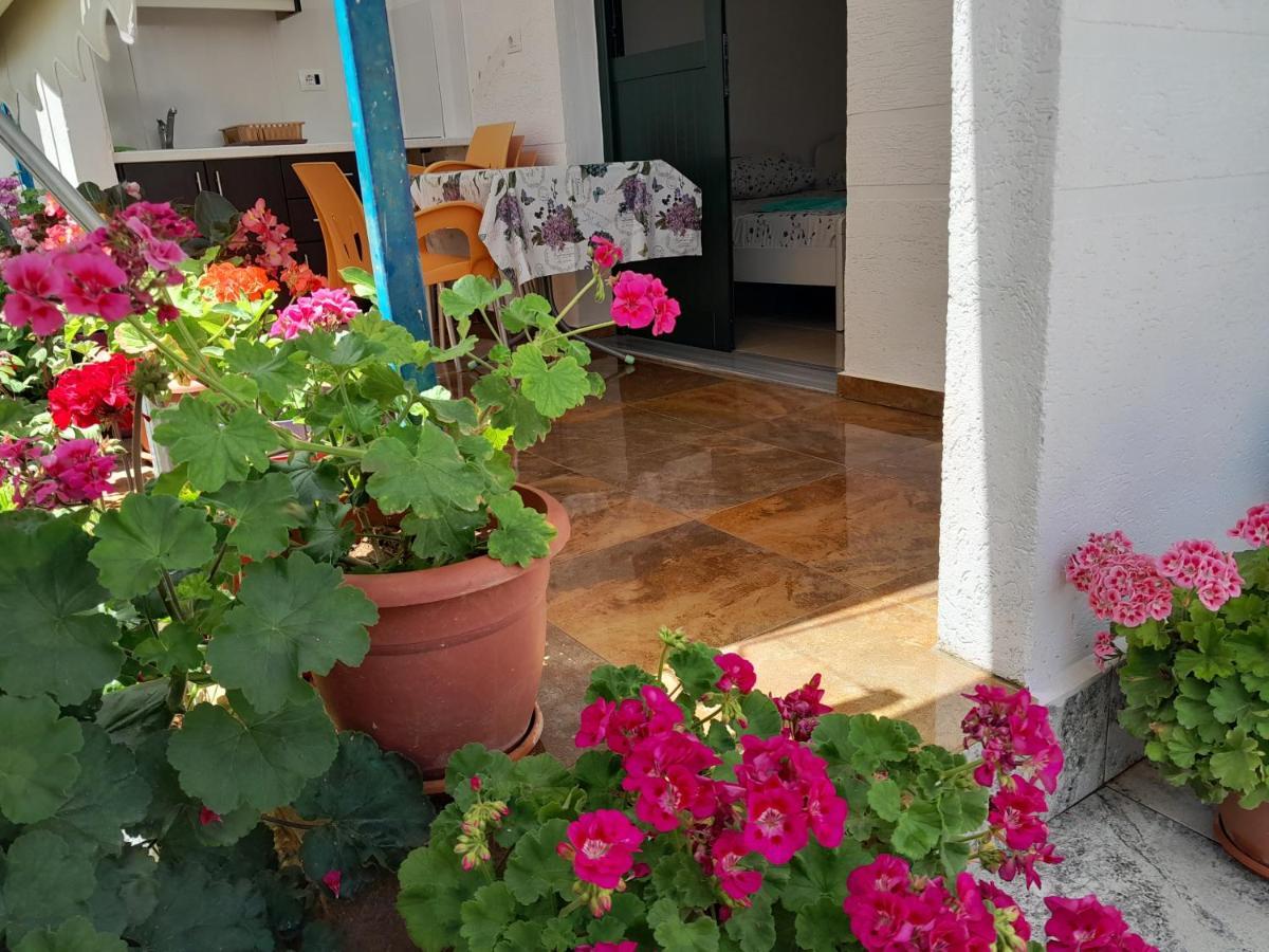 Apartments Denis Εξαμίλιο Εξωτερικό φωτογραφία