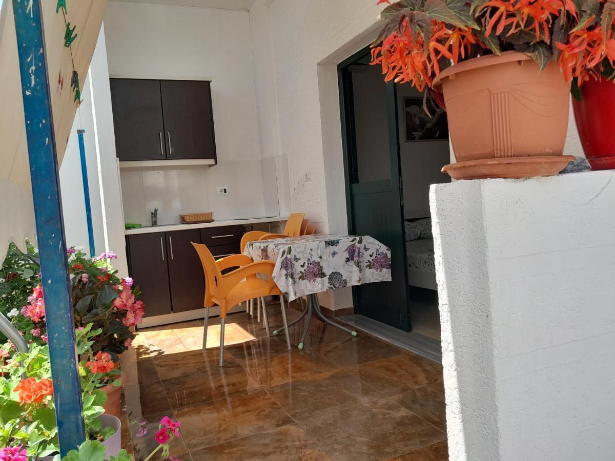 Apartments Denis Εξαμίλιο Εξωτερικό φωτογραφία